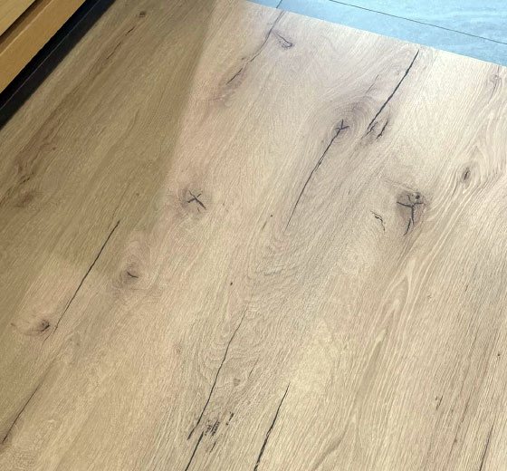 parquet stratifie disponible en magasin